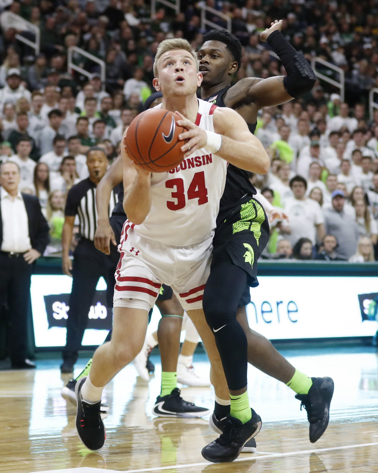 Spartans 67, Badgers 55